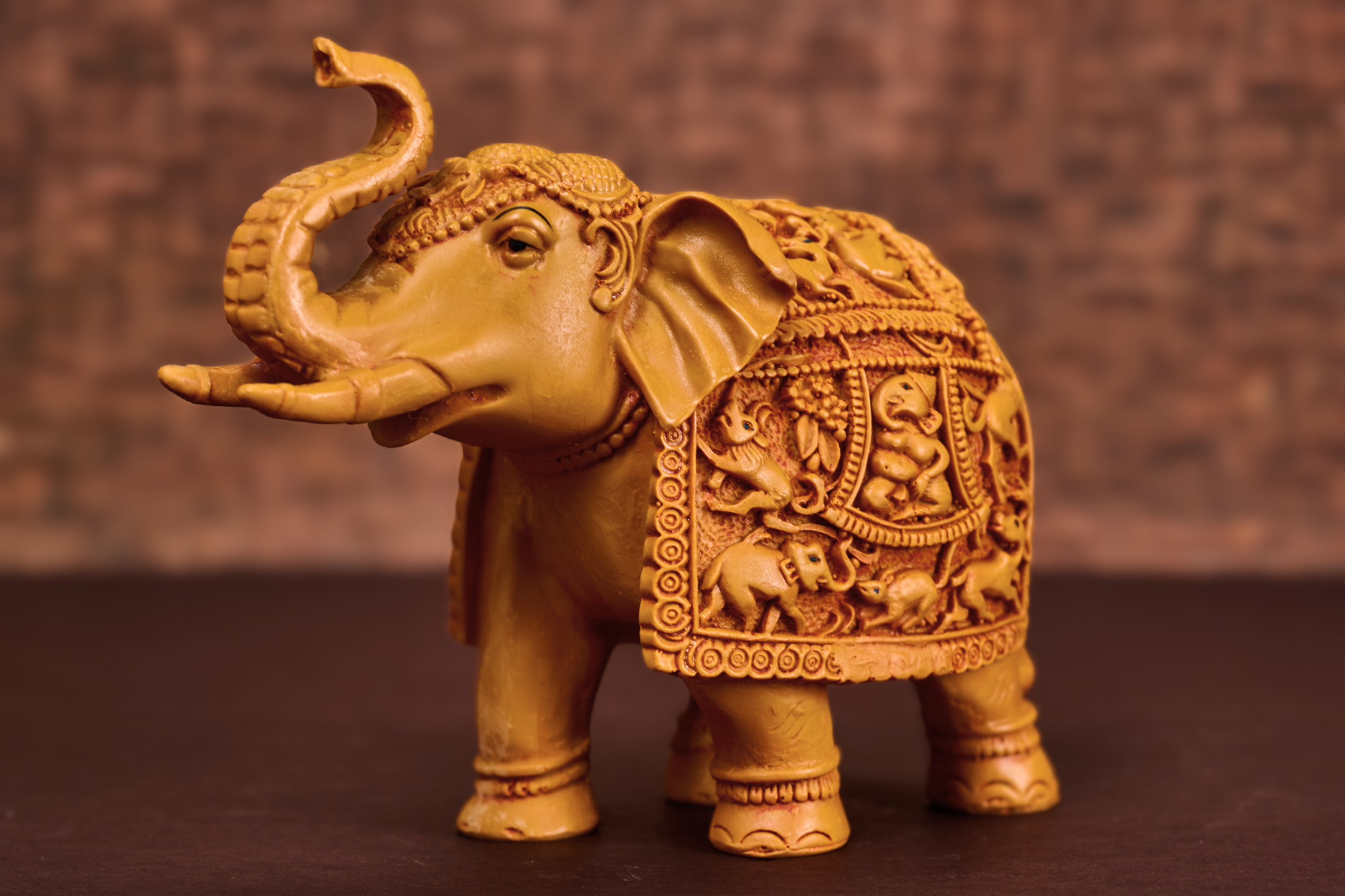 Wood resin victory elephant