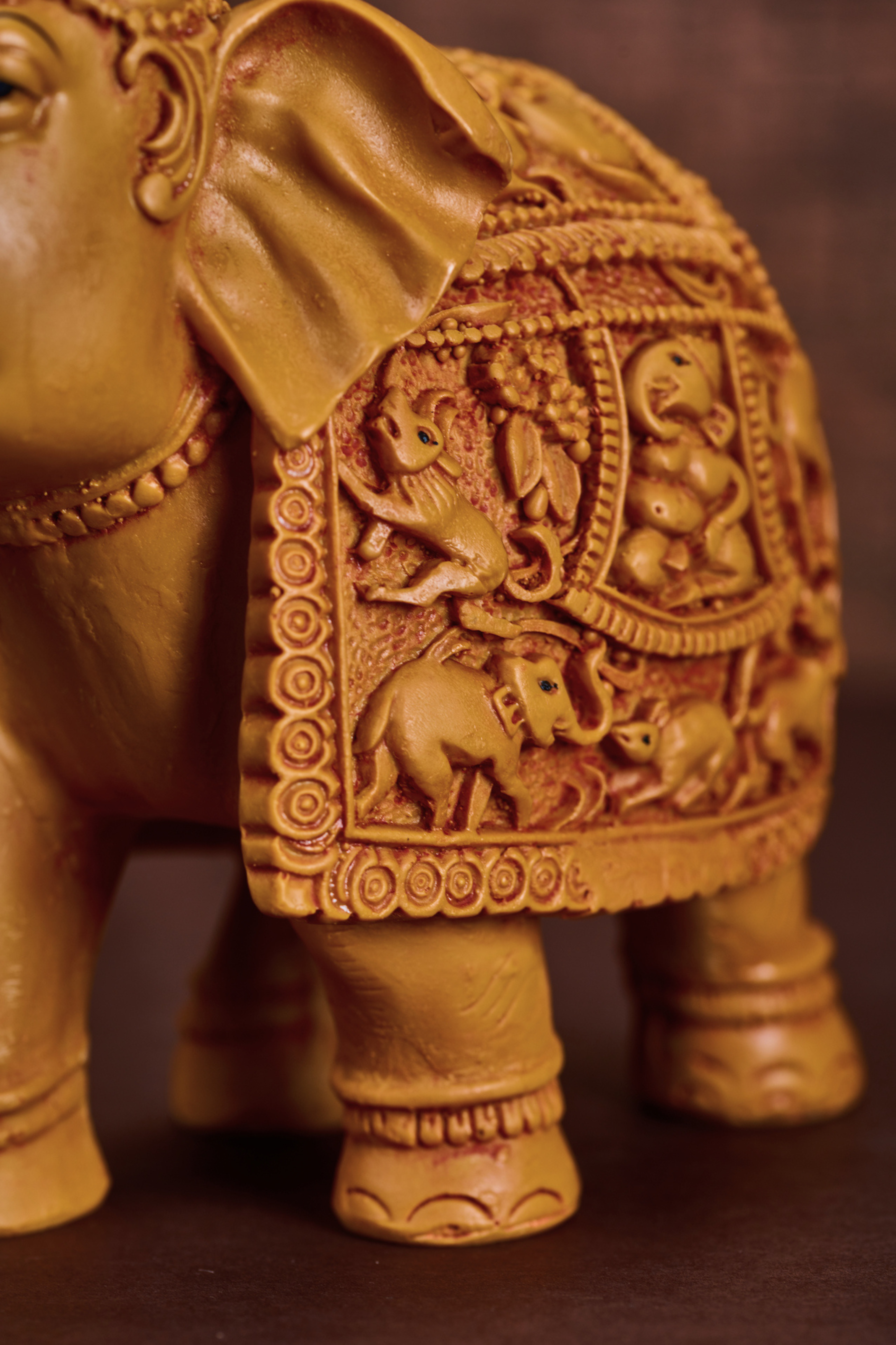 Wood resin victory elephant