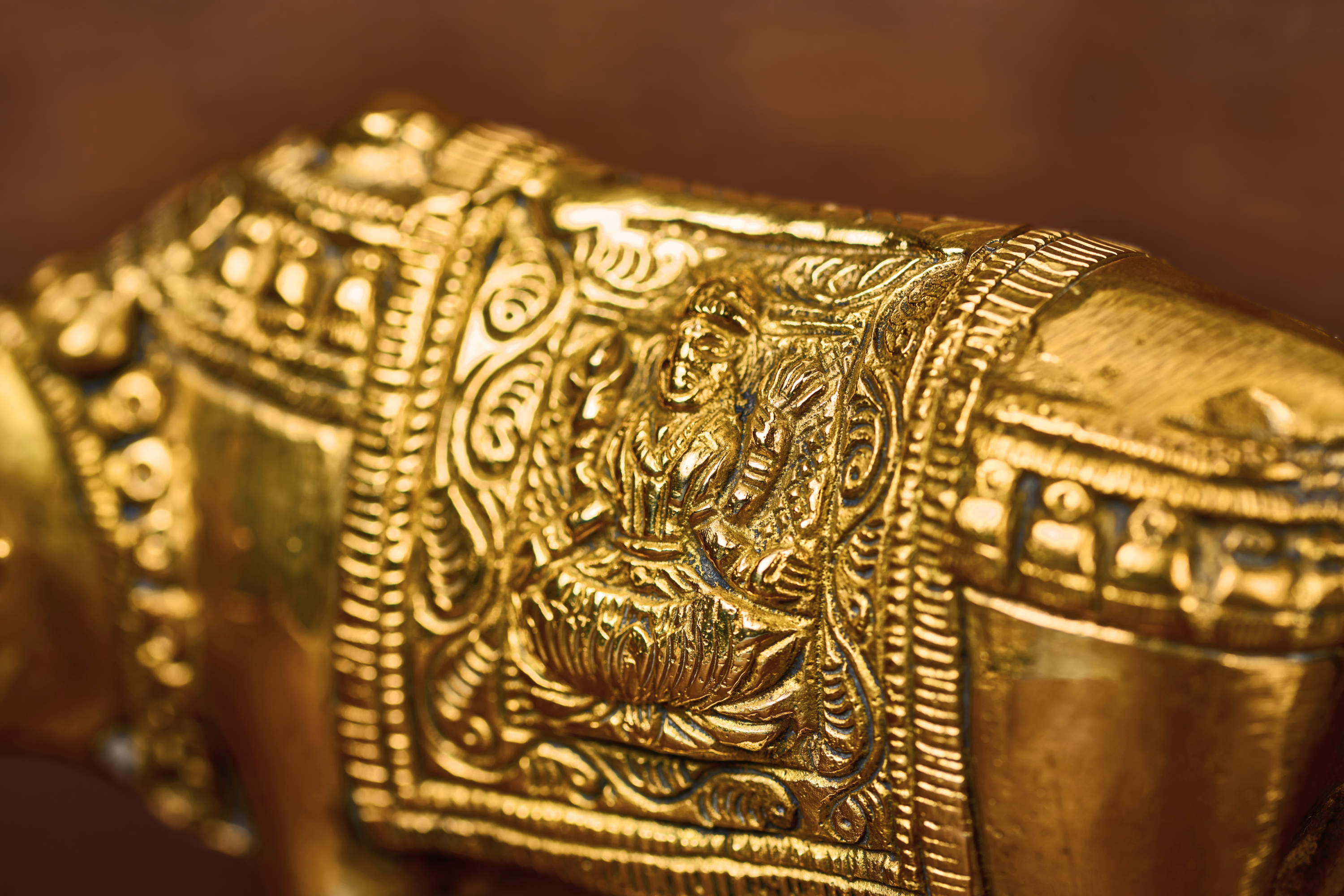 Brass 'Kamadhenu' Sculpture: Cow with Calf