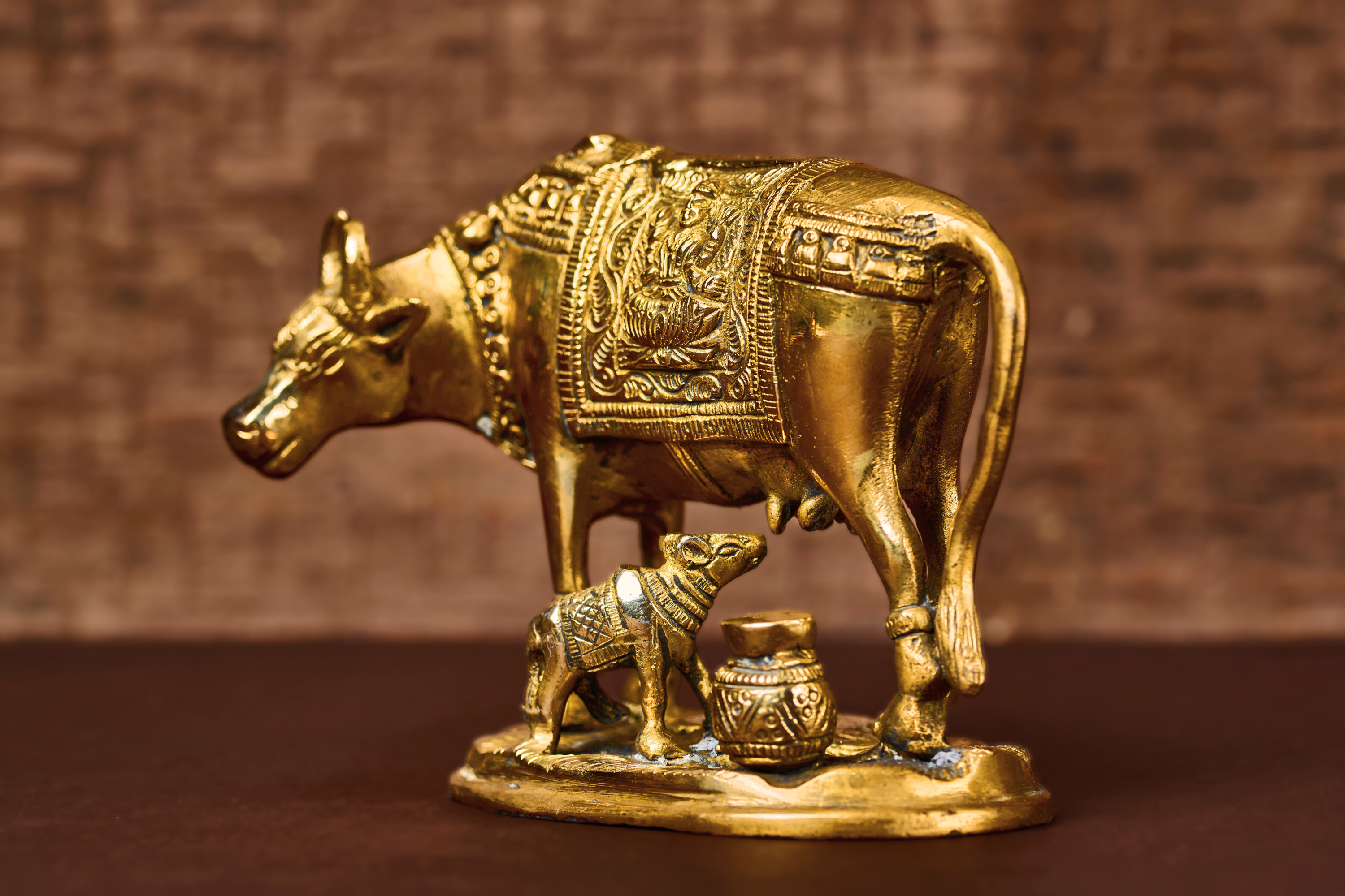 Brass 'Kamadhenu' Sculpture: Cow with Calf